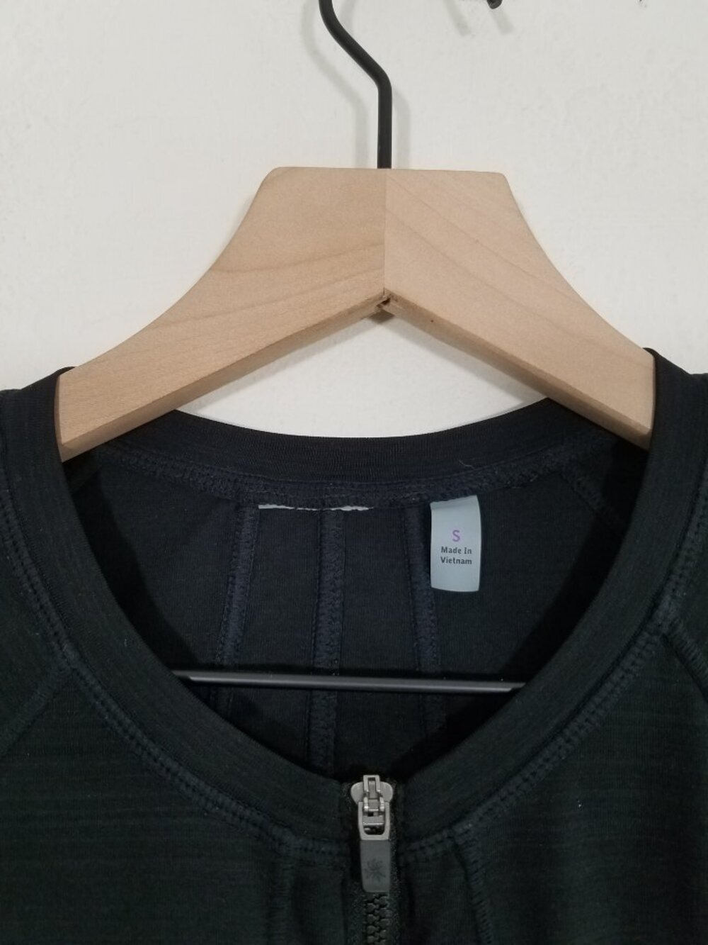 Athleta Zip Up Long Sleeve Top Black Size S - Picture 3 of 6
